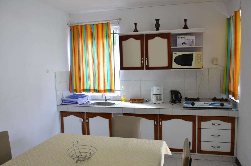 Les Gentilhommieres Guest House ทรู โอซ์ บิชส์ ภายนอก รูปภาพ