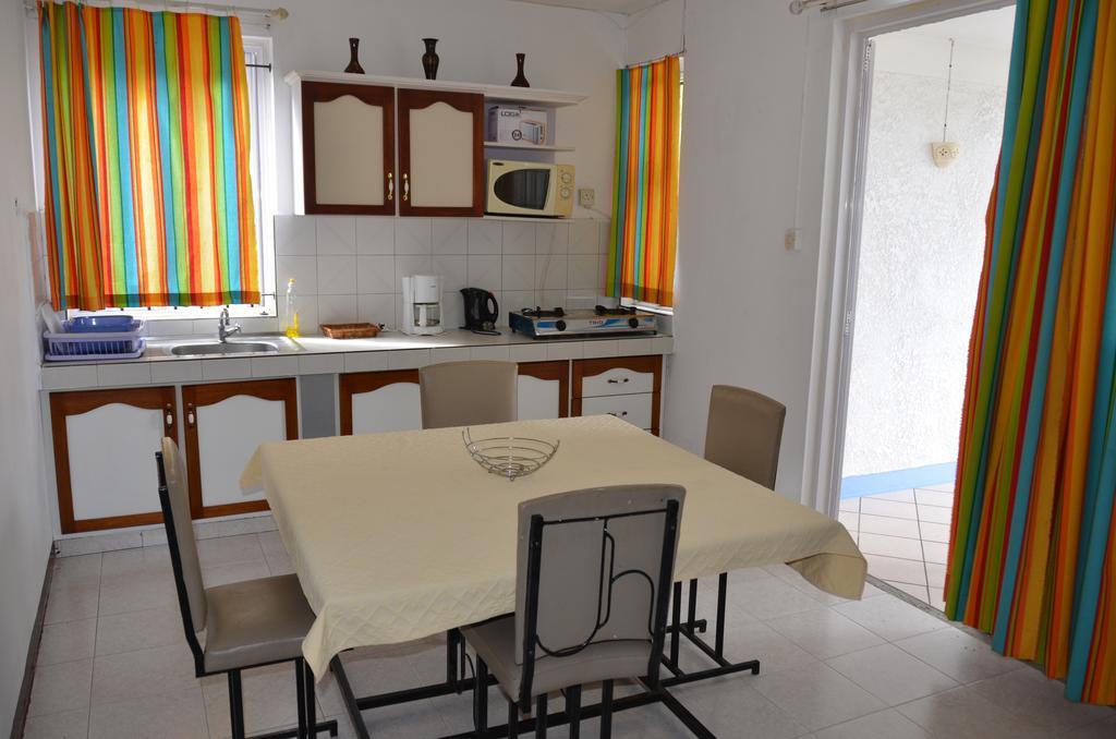 Les Gentilhommieres Guest House ทรู โอซ์ บิชส์ ภายนอก รูปภาพ